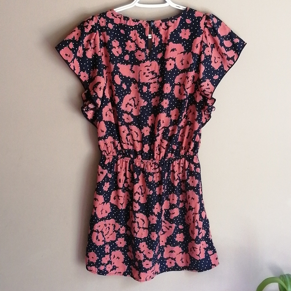 EVERLY Anthropologie Flowered Dress Size XS - Picture 2 of 4